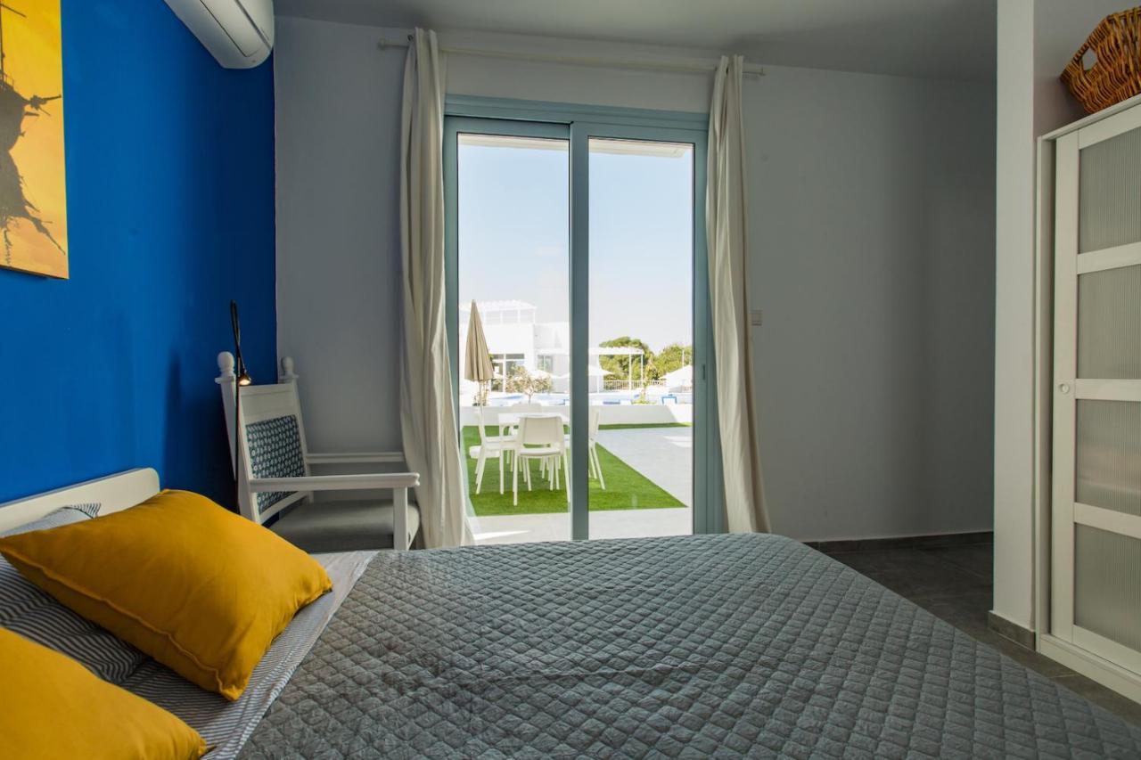 Blue Diamond Beach Villas Paphos Exterior foto